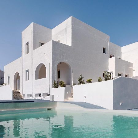 Voca Hotel & Suites Kamari  Exterior photo
